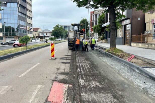 lucrari de asfaltare pe bulevardul mamaia din constanta traficul rutier deviat pe strada ion ratiu 68392d8761278