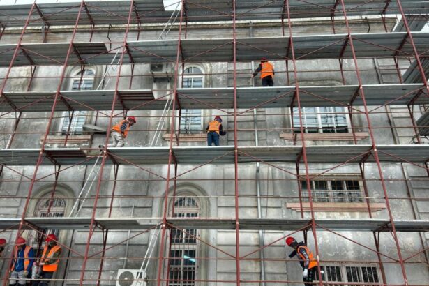 lucrarile la casa casatoriilor avanseaza este consolidata cladirea 683796b81376c