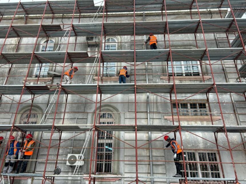 Avansarea lucrărilor la Casa Căsătoriilor: consolidarea clădirii 1 lucrarile la casa casatoriilor avanseaza este consolidata cladirea 683796b81376c
