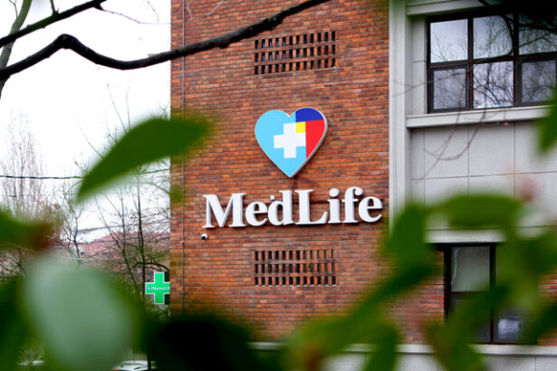 medlife crestere a afacerilor declin al profitului net 6825882288469