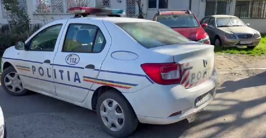 navodari politistii au intervenit intr un scandal intre o batrana si un tanar si au gasit substante psihoactive intr un apartament 6826e3e86f390