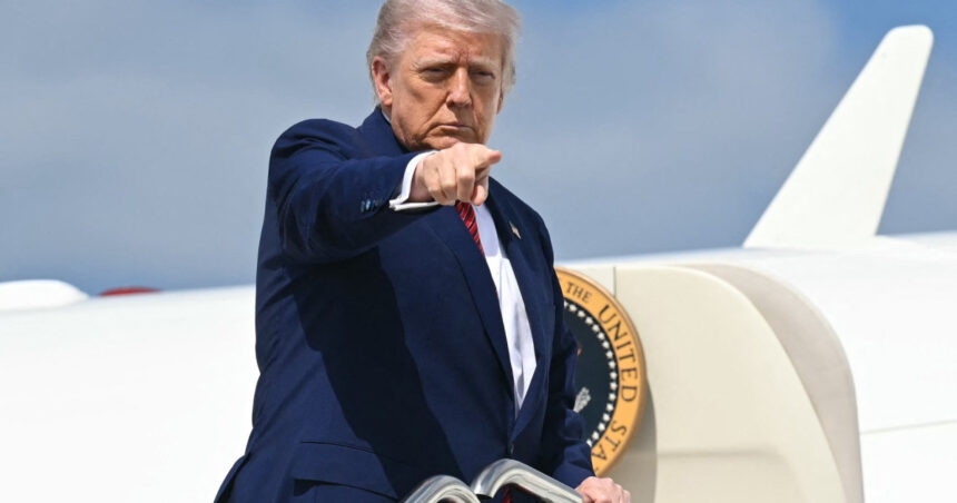 nicusor dan l a invitat pe donald trump in romania bineinteles ca programul sau este extrem de incarcat 68395ac34cc57
