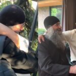 parintele pimen a dormit acasa la andra si la catalin maruta ce lectie a avut pentru ei cuvintele lui sunt hrana pentru suflet 682b40ad41271