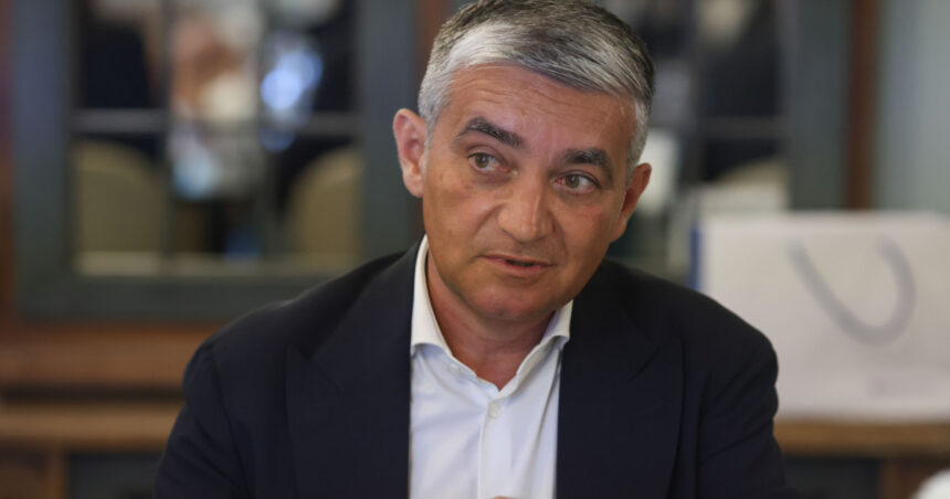 perchezitii dna la primaria sinaia primarul vlad oprea ar fi incalcat conditiile controlului judiciar 6822093c5b5a8