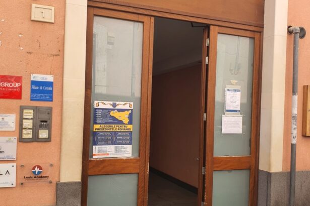 peste 190 000 de romani au mers deja la urne la alegerile prezidentiale in catania se voteaza fara incidente 6827778a328a0