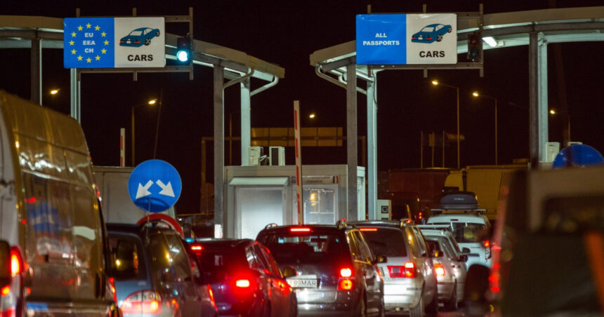 politia de frontiera 14 persoane care nu aveau dreptul de a calatori in schengen au fost descoperite in ultimele 24 de ore la nadlac 68207c070e310