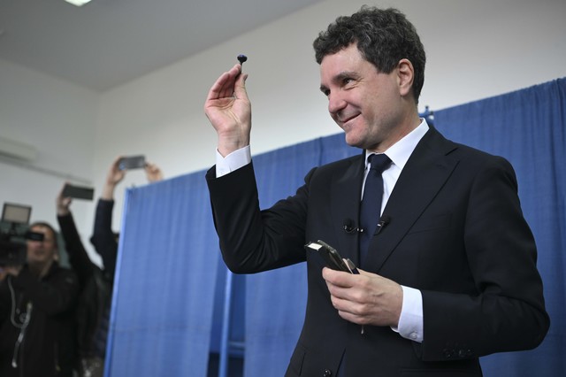 prezenta la vot istorica cea mai mare prezenta de la alegerea lui emil constantinescu 682a21ac77289