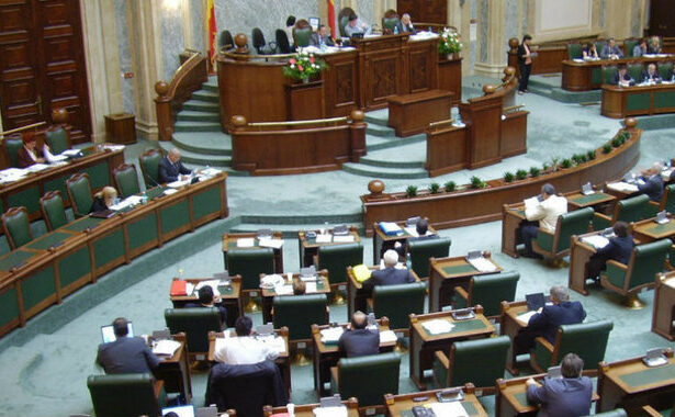 proiect se introduc limite clare cu privire la durata mandatelor administratorilor neexecutivi ai societatilor 6825e6d773e3e