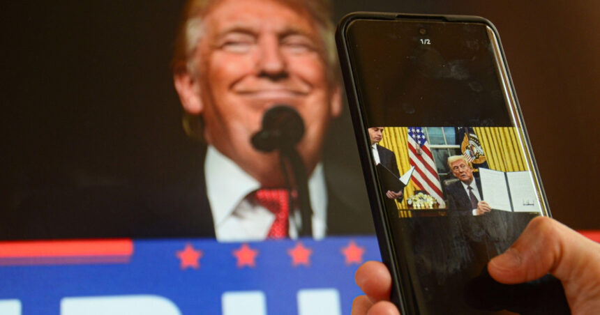 razboiul tarifelor lui trump ar putea duce la scumpirea smartphone urilor industria se confrunta cu o furtuna de incertitudine 68399eb9950f1
