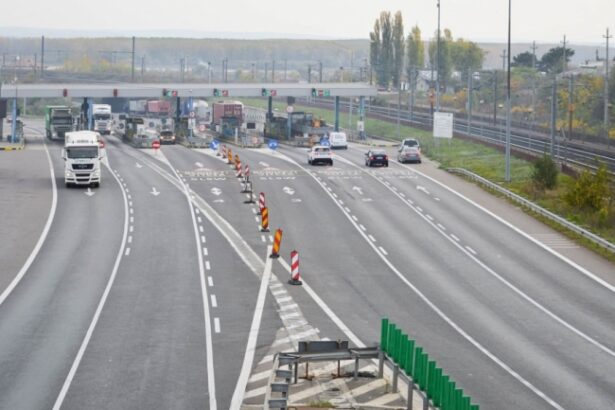 restrictii de circulatie timp de 8 ore pe a2 in zona fetesti pentru reparatii asfaltice 682199210d69e