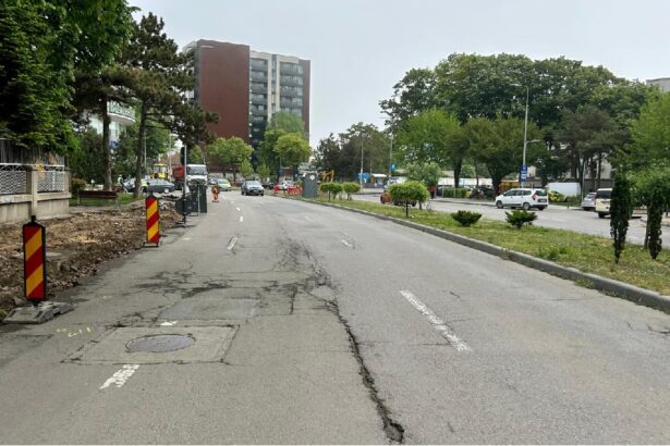 restrictii in traficul rutier se decoperteaza carosabilul pe bulevardul mamaia intre strazile ion ratiu si patriei 683560de4fe45