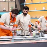 se aleg semifinalistii de la chefi la cutite ultimul battle al sezonului 15 68344d58b1102