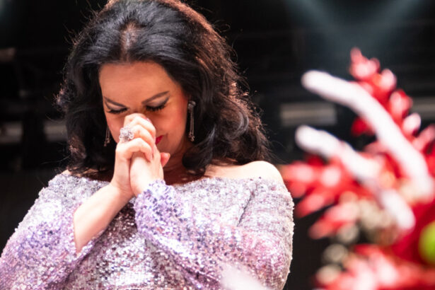 soprana angela gheorghiu ii indeamna pe romani sa iasa la vot indiferenta nu este o solutie valorile democratiei sunt in joc 68274bbb573b9