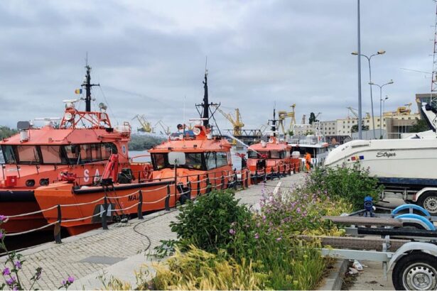 trei nave ale arsvom relocate in portul mangalia pentru verificari periodice 68333c726d506