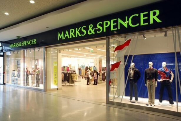 un atac cibernetic va sterge aproape o treime din profitul anual al marks spencer 682ebb37300f7