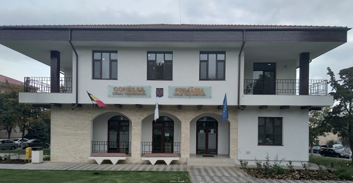 un barbat din constanta trimis in judecata pentru ca ar fi distrus doua masini ale primariei techirghiol magistratii valideaza dosarul 6825996bb2a75