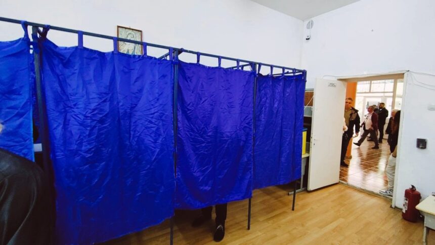 Urnele s-au închis! Record de prezență la vot în turul al II-lea din ultimii 25 de ani! 1 urnele s au inchis cea mai mare prezenta la vot in turul al ii lea din ultimii 25 de ani 682a25011992c