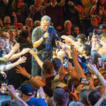 video bruce springsteen si a reluat atacurile la adresa presedintelui sua corupt si incompetent trump esti o pruna batrana uscata 683a0472b5bda