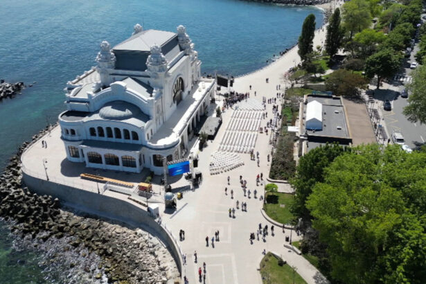 video cazinoul din constanta si a redeschis portile pentru vizitatori imagini spectaculoase cu bijuteria arhitecturala de la malul marii 682ec7bb94cfa