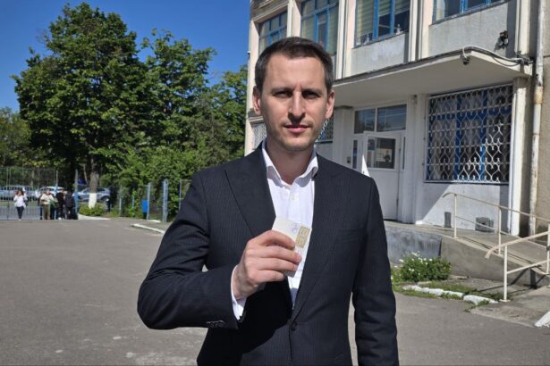 video deputatul usr george gima a votat la constanta pentru romania onesta decenta europeana euroatlantica 68298a5de8688