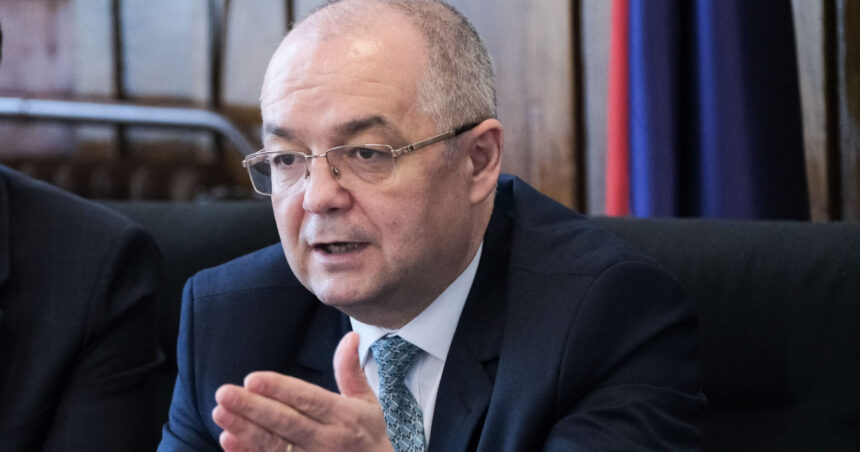 video emil boc astazi practic avem un referendum pentru mentinerea romaniei in ue sau pentru iesirea romaniei din ue 6829a16ca9e8f