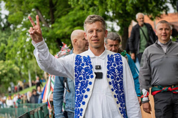 video mesajul transmis la oradea de rivalul lui viktor orban romanii si maghiarii au respins impreuna ura merita sa fim in relatii bune 683445fd66e5e