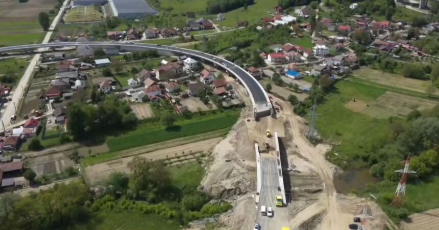Ultimii kilometri ai secţiunii 5 a autostrăzii Sibiu-Piteşti se apropie de finalizare. Când se va deschide circulaţia 1 video ultimii kilometri ai sectiunii 5 a autostrazii sibiu pitesti se apropie de finalizare cand se va deschide circulatia 682e38acee1e2