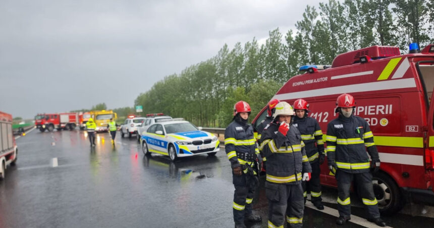 Planul Roşu de Intervenţie activat pe A1 Nădlac-Arad: accident grav cu 11 victime, trafic rutier blocat. 1 videofoto planul rosu de interventie activat pe a1 nadlac arad accident grav cu 11 victime traficul rutier este blocat 6825f6b1657db