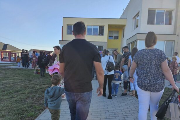 zeci de copii au gasit un camin in ultimii ani tot mai multe familii din constanta aleg sa adopte 683ad8238a254