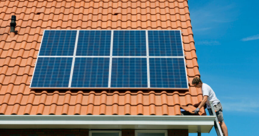 14.800 de familii vulnerabile vor primi vouchere pentru reabilitarea termică a locuințelor și instalarea de panouri fotovoltaice. 1 14 800 de familii vulnerabile vor primi vouchere pentru reabilitarea termica a locuintei si panouri fotovoltaice 68432c6da6b44