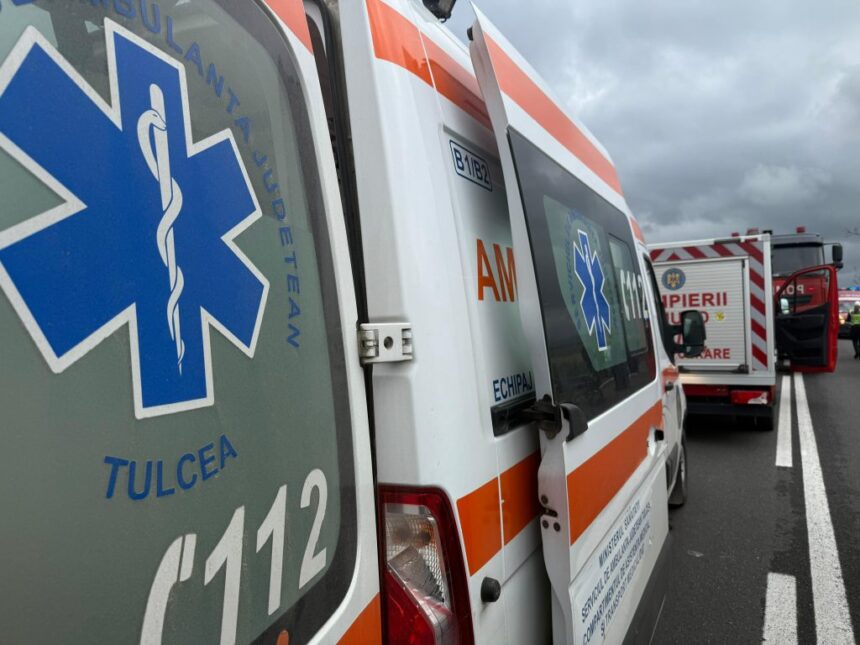 accident grav la deleni pe dn3 o masina a intrat intr un pom 68403a761ecda