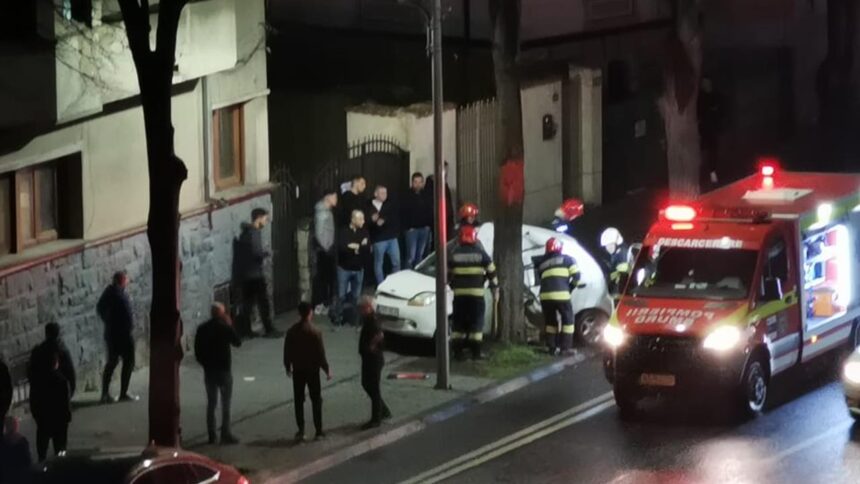 Accident mortal în Mamaia! Victima, un livrator, a fost proiectată într-un copac de un BMW. Prima condamnare. 1 accident mortal in mamaia victima un livrator un bmw l a proiectat intr un copac prima condamnare 6844fe28656ca