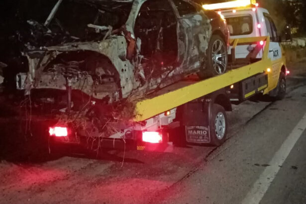 accident mortal in valcea doi tineri au ars de vii dupa ce masina in care se aflau a luat foc 6860fcd76ed36