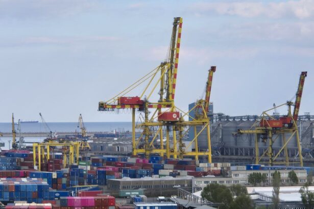 achizitie strategica pentru portul constanta cn apm a preluat active ale cfr marfa 6862d2195f64e