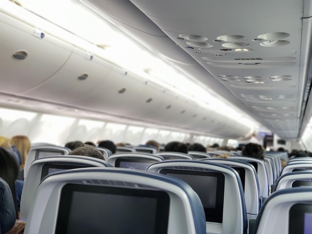 acord istoric drepturi si bani mai multi pentru calatori in fata companiilor aeriene operatorii reactioneaza virulent 6842a89523f6d