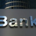 actiunile bancare domina clar ringul bursier 6851a3f6c19ec