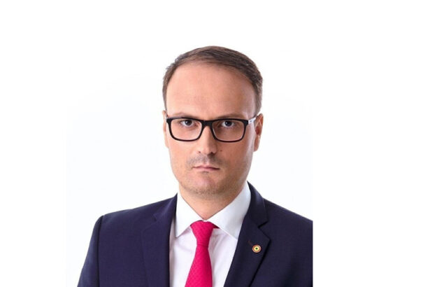 alexandru cumpanasu achitat definitiv fostul candidat la presedintia romaniei fusese trimis in judecata de dna constanta 6841b26a00e0c