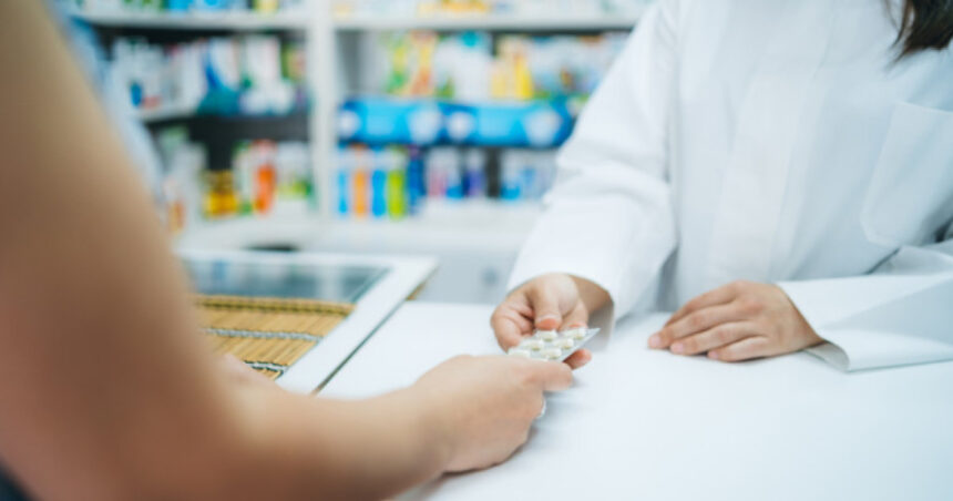 CNAS: Medicamentele compensate pot fi eliberate fără imprimarea reţetei. Ce trebuie să prezinte pacientul la farmacie 1 cnas medicamentele compensate pot fi eliberate fara sa fie necesara imprimarea retetei ce trebuie sa prezinte pacientul la farmacie 68542cc84faae
