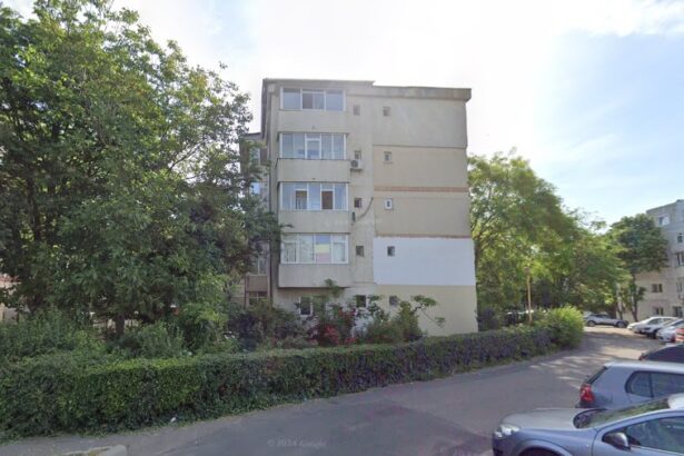 constanteanul care si a facut beci in balcon fara autorizatie a pierdut procesul cu primaria si trebuie sa l desfiinteze 6842182455db9