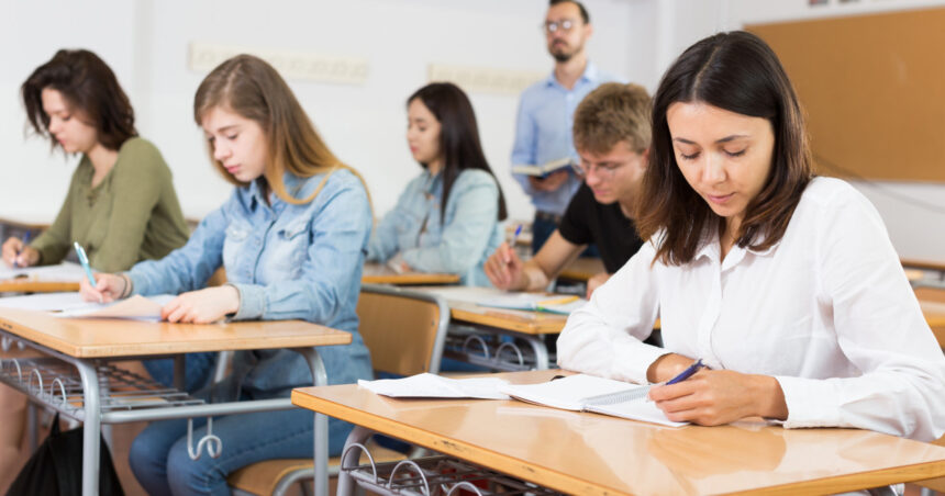 cum se calculeaza media la bacalaureat 2025 ce nota minima trebuie obtinuta la fiecare proba 6846a5e3889a5