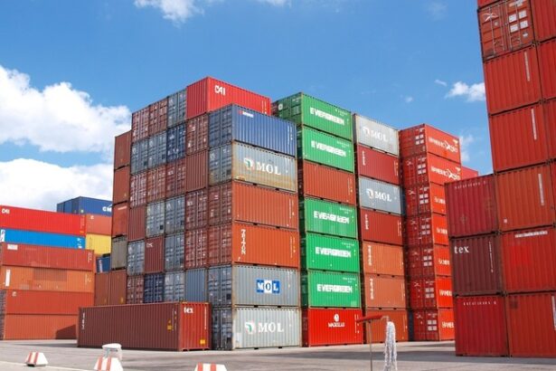 deficitul balantei comerciale mai mare cu aproape 25 fata de perioada similara a anului trecut 6847d249dcc56