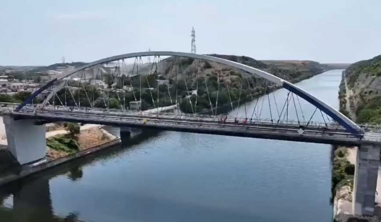 Directorul CNAIR: Lucrările de reabilitare a podului peste Canalul Dunăre - Marea Neagră trebuie finalizate până în luna septembrie 1 directorul cnair lucrarile de reabilitare a podului peste canalul dunare marea neagra trebuie finalizate in luna septembrie 685f851c21aea