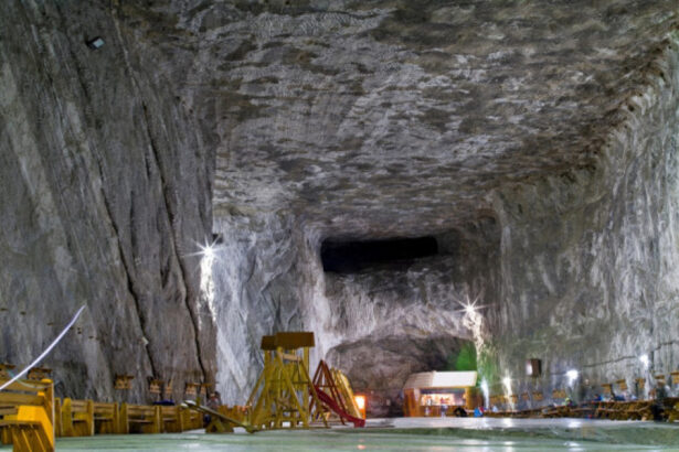 dsu deteriorari semnificative si pericol de prabusire a planseului vechii mine de la praid ro alert pentru evacuarea a 45 de case 683c7fd619d6f