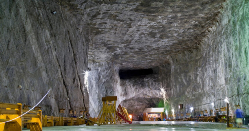 dsu deteriorari semnificative si pericol de prabusire a planseului vechii mine de la praid ro alert pentru evacuarea a 45 de case 683c835a18189