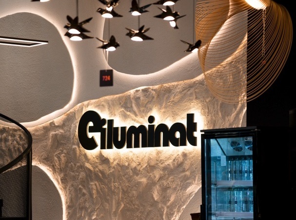 eiluminat ro deschide un showroom in nordul capitalei 685bbc20cbbf7