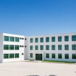 elevii de la scoala 37 vor invata in sali modulare pana la finalizarea lucrarilor de renovare au fost achizitionate trei containere de tip office 685245b97d16d