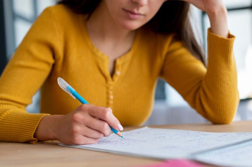 Evaluarea Națională 2025: Miercuri se desfășoară proba scrisă la Matematică. Modele de subiecte și recomandări pentru absolvenți. 1 evaluarea nationala 2025 miercuri are loc proba scrisa la matematica vezi modele de subiecte la ce trebuie sa fie atenti absolventii 685ac96270642