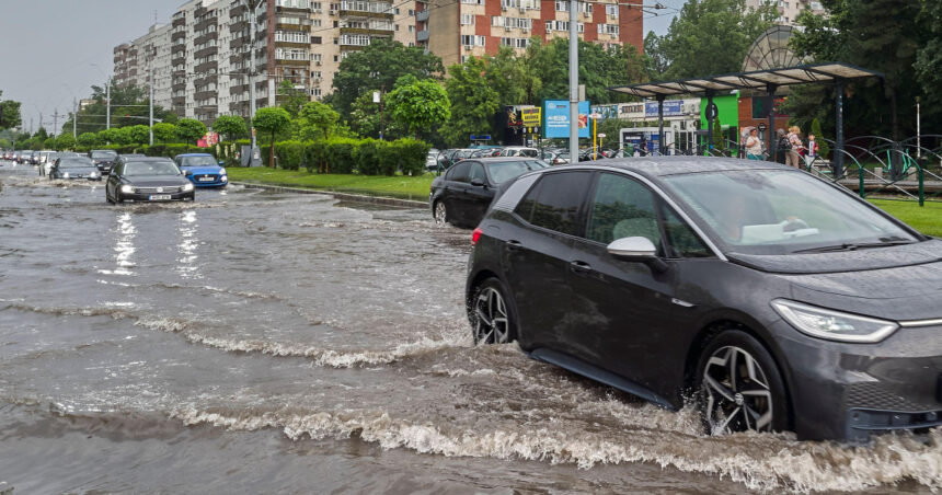 Furtuna care a inundat Capitala, semn al schimbărilor climatice. Roxana Bojariu: „Nu vom scăpa de ploi”. Ce urmează săptămâna viitoare 1 exclusiv furtuna care a inundat capitala semn al schimbarilor climatice roxana bojariu nu vom scapa de ploi ce urmeaza saptamana viitoare 684860e07d799