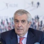 fostul premier calin popescu tariceanu achitat definitiv in dosarul in care a fost acuzat ca a luat mita 800 000 de dolari 683e0d1b2f0bc