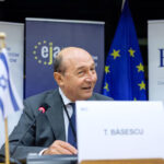 fostul presedinte traian basescu operat de urgenta la paris 684d9a6c644cf